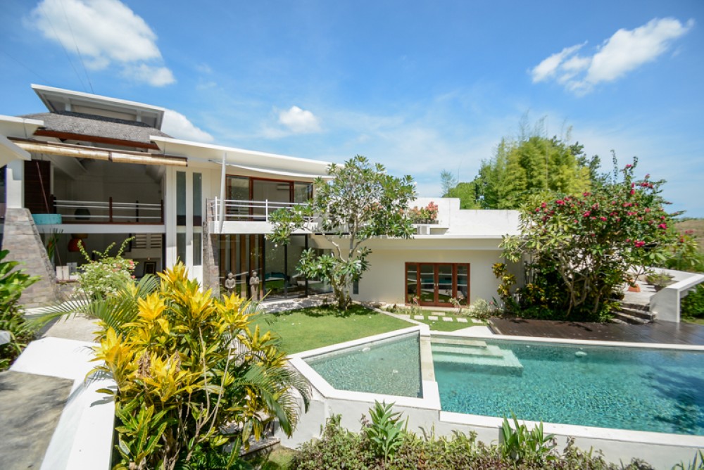 Converting Your Private Bali Villas for Long-Term Rental