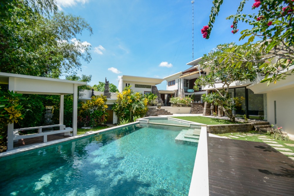 You Don’t Have to Fully Furnished Your Private Villas Bali
